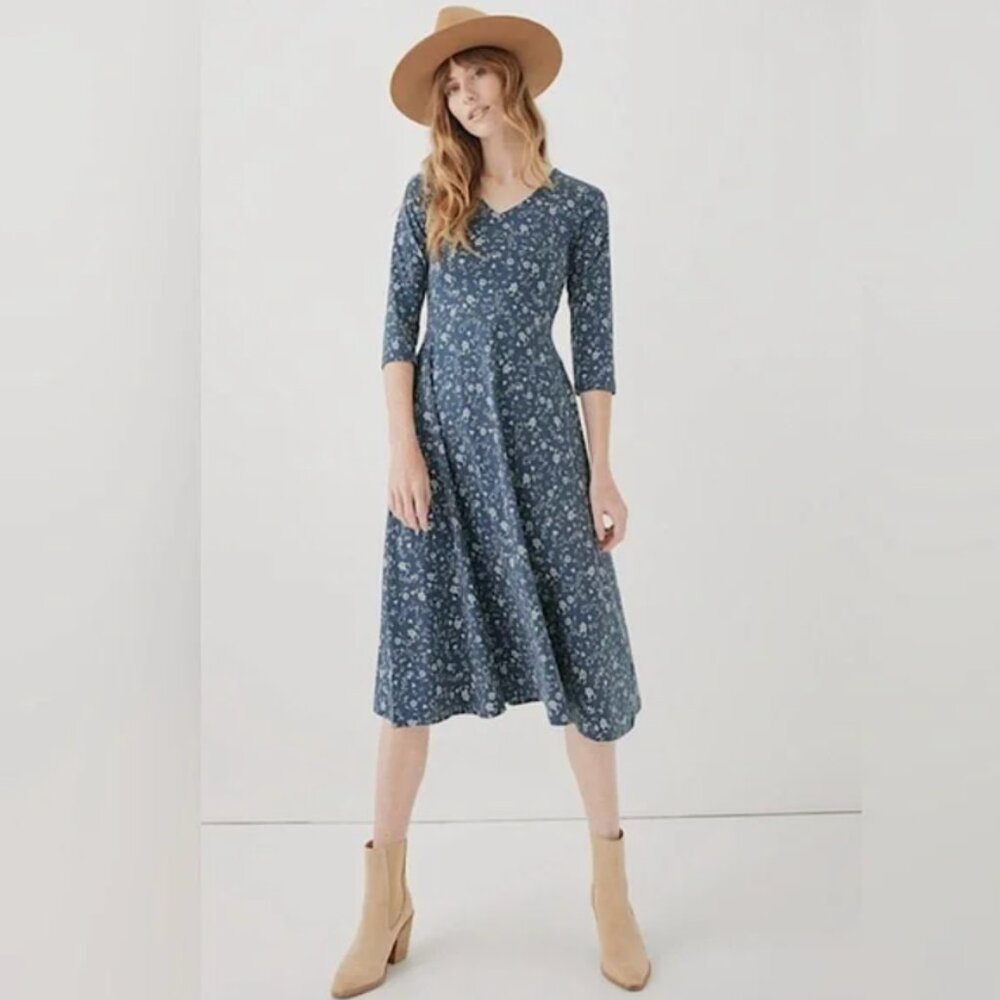 PACT Fit and Flare V Neck 3/4 Sleeve Midi Party Dress Blue Floral Large 10/12